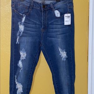 Ripped high waisted skinny jeans